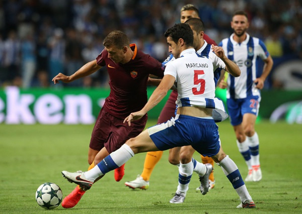 fc-porto-v-as-roma-uefa-champions-league-5