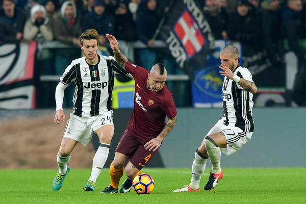 juventus-fc-v-as-roma-serie-a-11