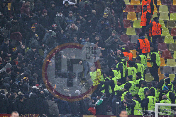 tensione-tifosi-steward-astra-roma