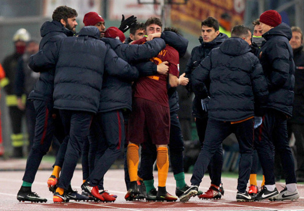 as-roma-v-ac-chievoverona-serie-a-8