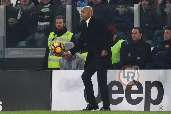 spalletti-tutta-figura-lr24-2