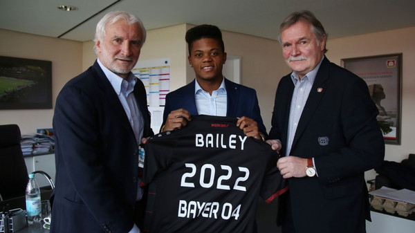 bailey-bayer-leverkusen-ufficiale