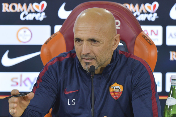 as-roma-press-conference-210