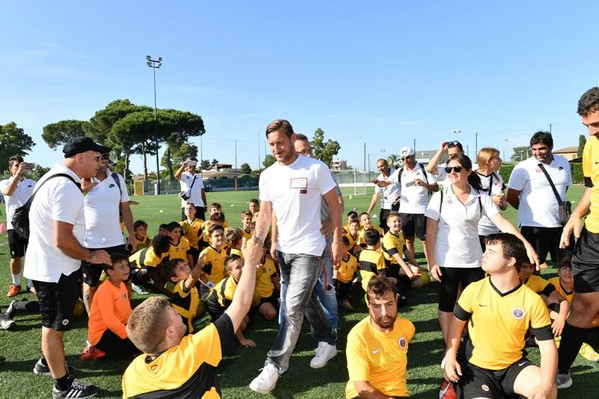 totti-soccher-school-4