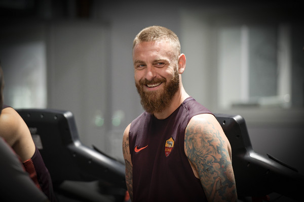 ritiro-as-roma-20182019-sessione-di-allenamento-pomeridiano-6