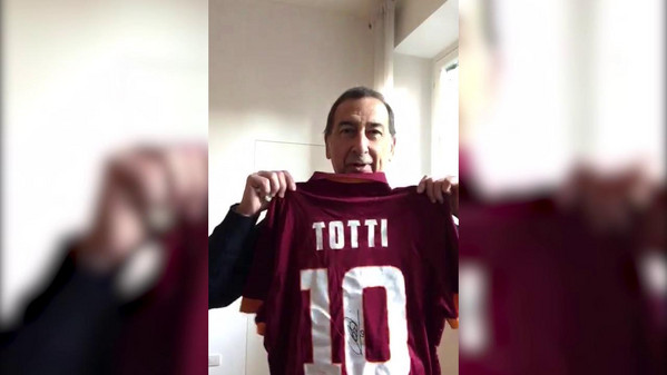 beppe-sala-maglia-totti