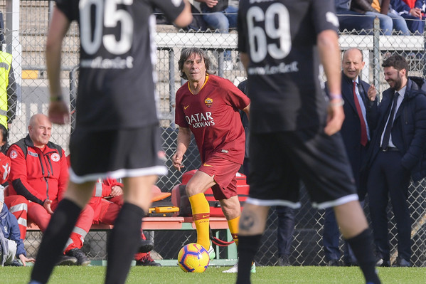 as-roma-partita-amichevole-tra-as-roma-legends-e-nazionale-piloti-2