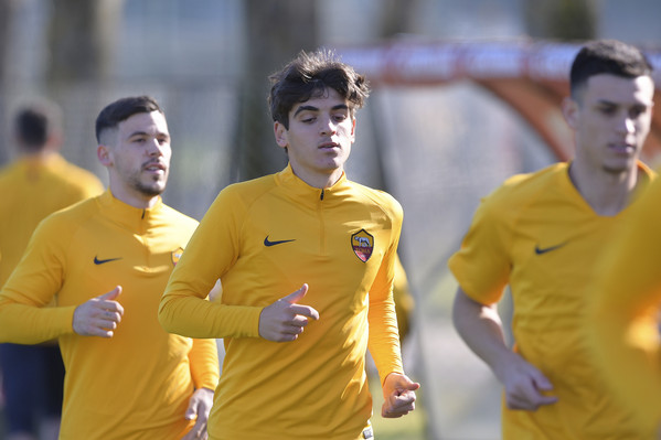 as-roma-allenamento-a-trigoriaas-roma-allenamento-a-trigoria-16