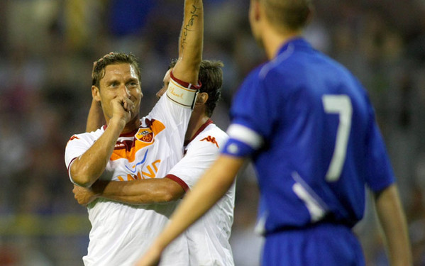 europa_league_totti_esulta_terzo_gol_gent