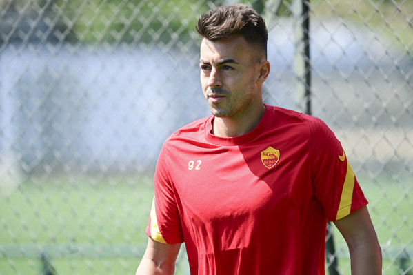 as-roma-sessione-di-allenamento-a-trigoria-563