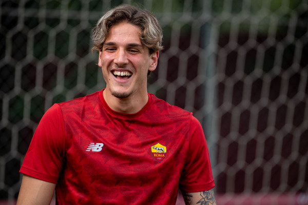 as-roma-training-session-342