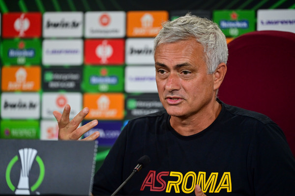 as-roma-press-conference-408