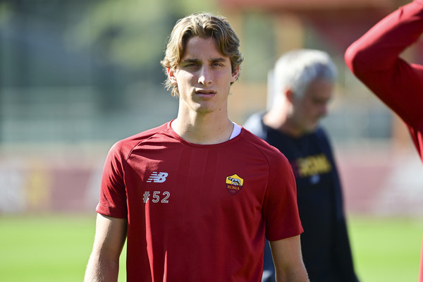 as-roma-training-session-507