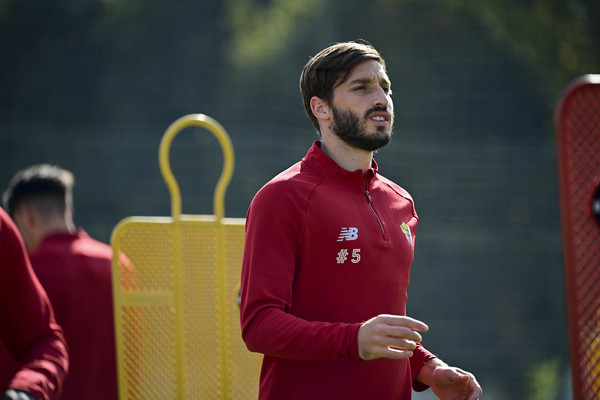 as-roma-training-session-537
