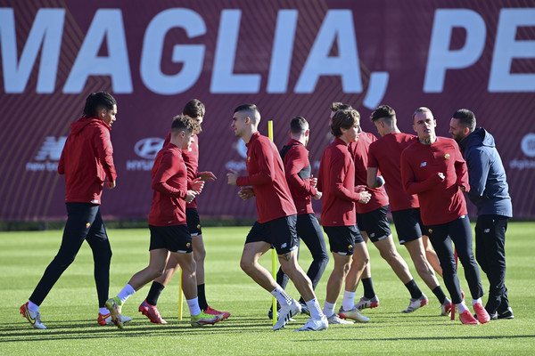 as-roma-training-session-604