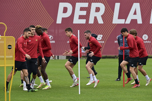 as-roma-training-session-615