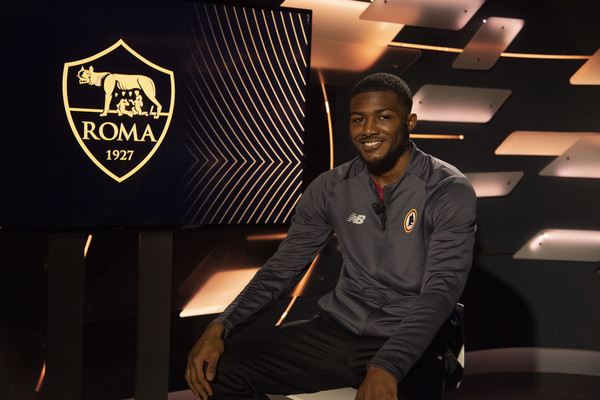 as-roma-new-signing-ainsley-maitland-niles-arrival-9
