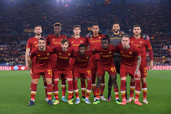 as-roma-v-hellas-verona-fc-serie-a-4