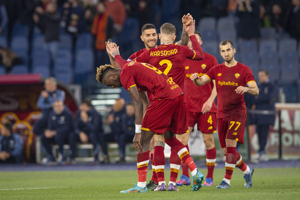 as-roma-v-ss-lazio-serie-a-82