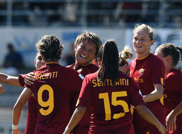 minami-roma-femminile