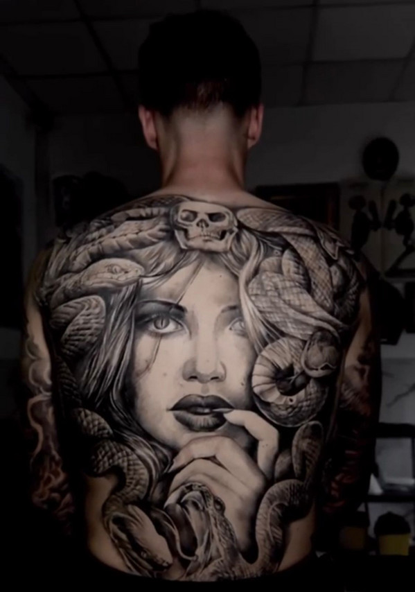 tatuaggio-zalewski-medusa