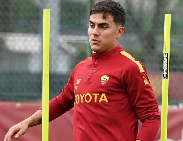 dybala-allenamento-trigoria-2