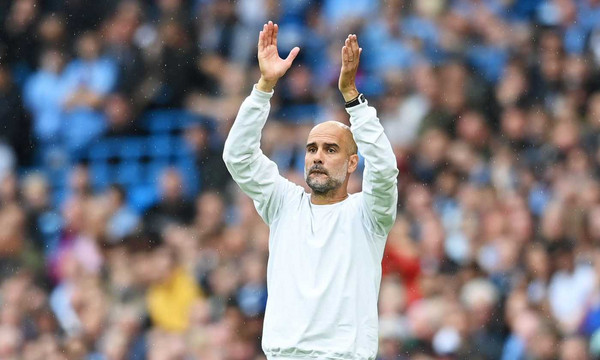 guardiola-applaude