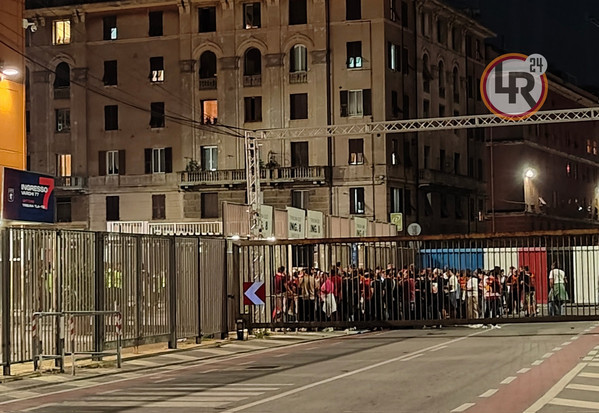 marassi-genoa-roma-settore-ospiti-tifosi-chiuso