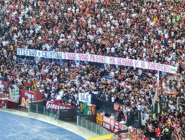 roma-monza-stadio-olimpico-curva-sud-striscione-stefano-cristian