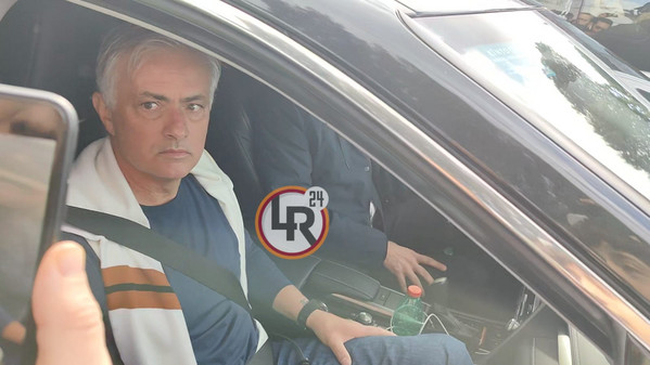 mourinho-uscita-trigoria