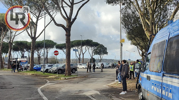 trigoria-esterno-polizia