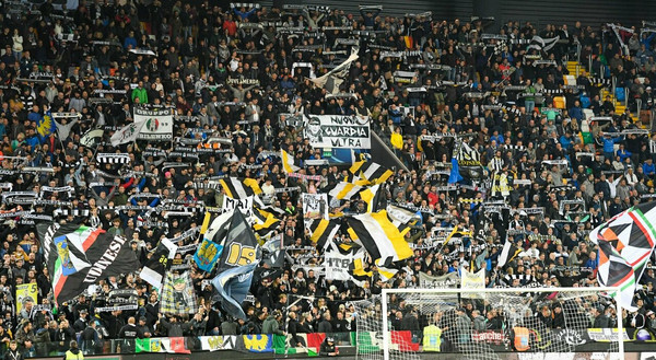 7357617_21120920_tifosi_udinese