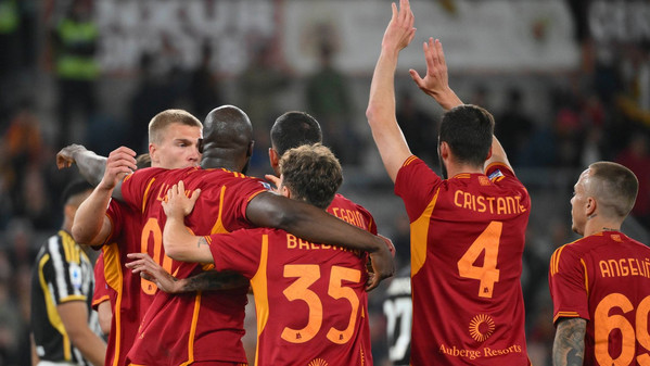 roma-juventus-esultanza-squadra-2