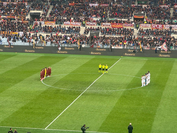 cagliari-roma-minuto-di-silenzio