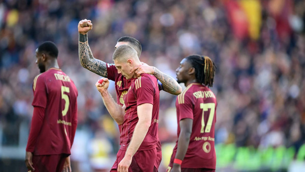 mancini-e-dovbyk-roma-cagliari