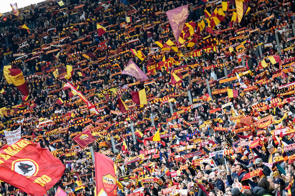 roma-cagliari-tifosi