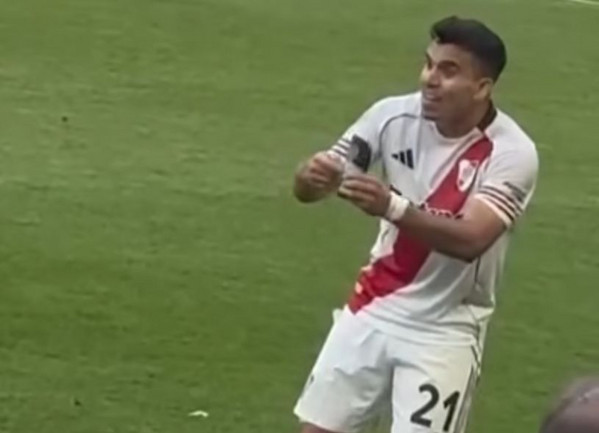 acuna-parastinchi-dumfries-inter-river-plate