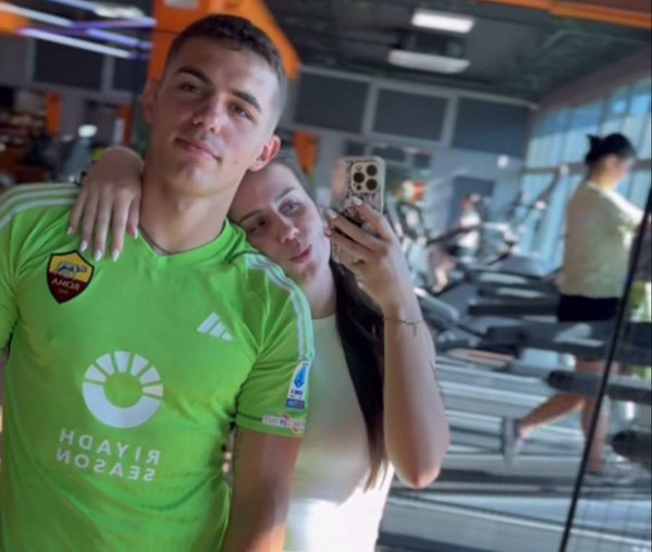 krstovic-maglia-roma-allenamento