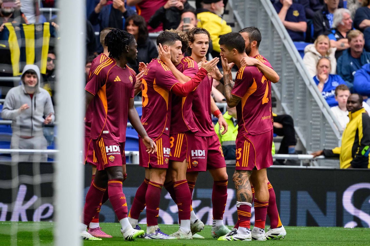 EVERTON-ROMA 0-1: il mancino magico di Soulé e il miracolo di Svilar su ...