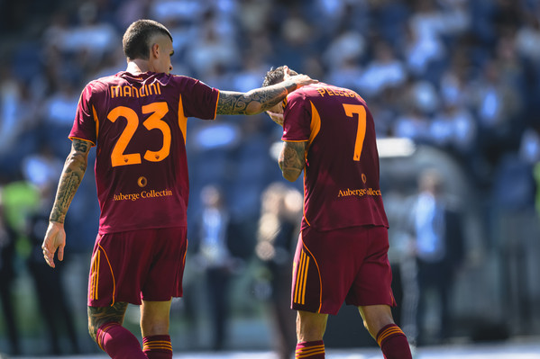 ss-lazio-v-as-roma-serie-a-83
