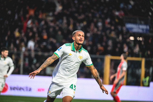 wesley-esultanza-cremonese-roma