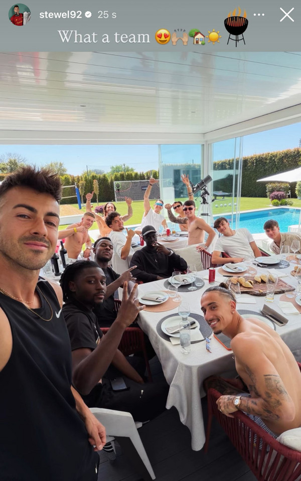 squadra-pranzo-trigoria